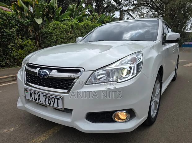 Subaru Legacy 2012 White