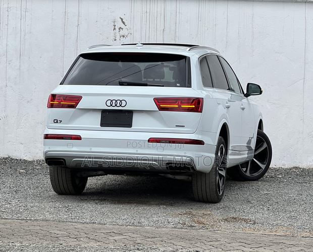 Audi Q7 2019 Pearl