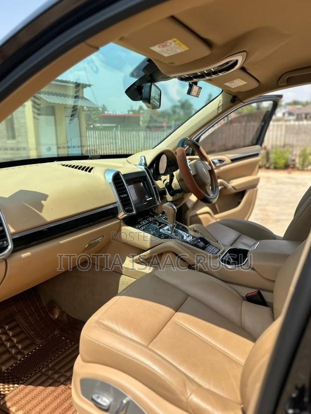 Porsche Cayenne 2015 Black