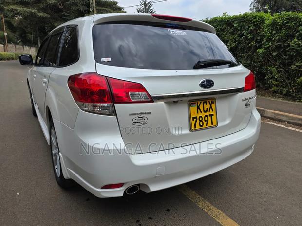 Subaru Legacy 2012 White