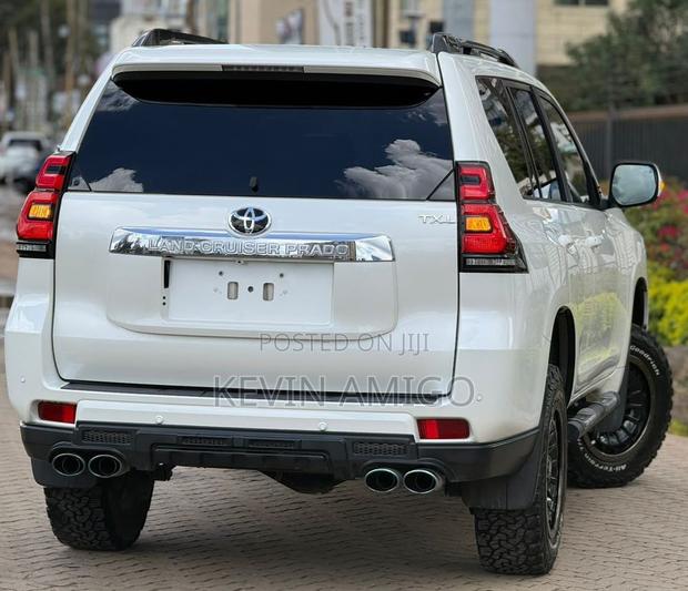 Toyota Land Cruiser Prado 2.7 2022