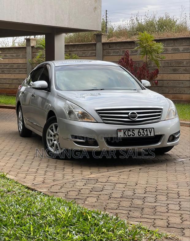 Nissan Teana 2012 Silver