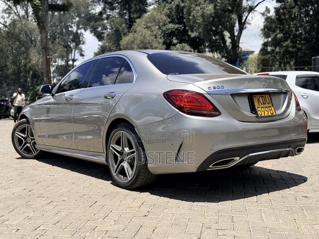 Mercedes-Benz C200 2018 Gray