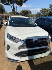 Toyota RAV4 2019 White for sale