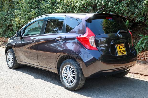 Nissan Note 2013 Maroon