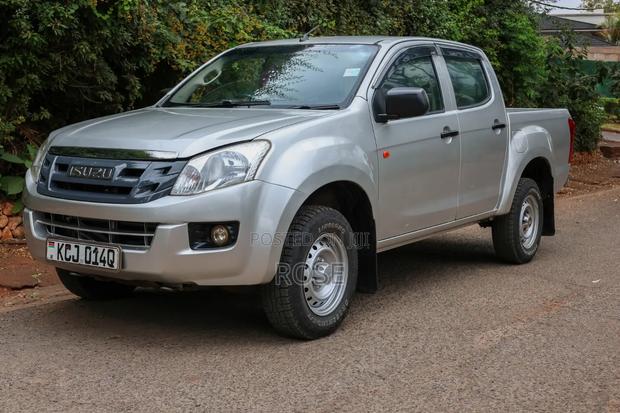 Isuzu D-MAX 2015 Silver