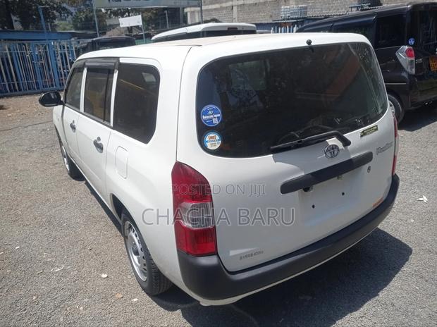 Toyota Probox 1.5 GL 4WD 2021 White