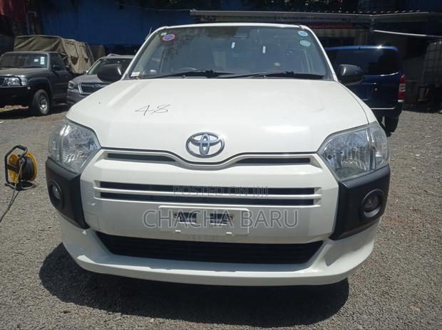 Toyota Probox 1.5 GL 4WD 2021 White