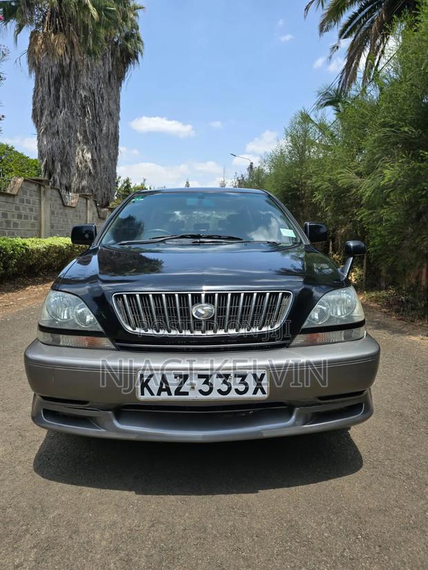 Toyota Harrier 3.0 V6 4WD 2002 Black