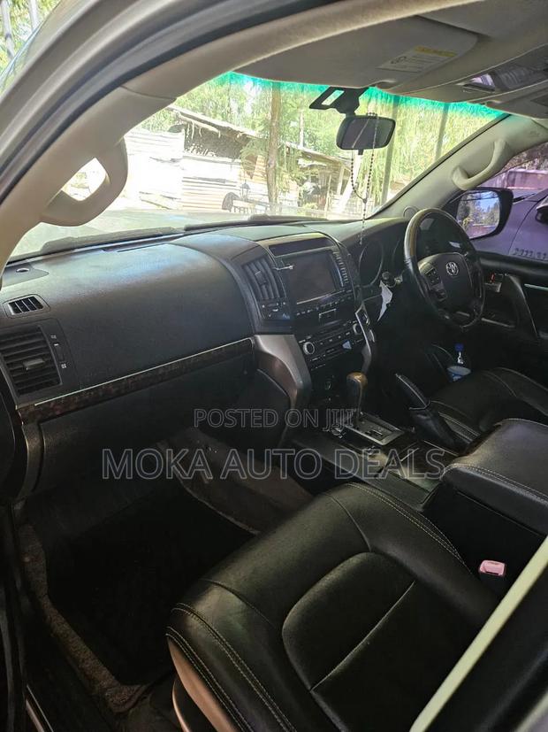 Toyota Land Cruiser 2008 Silver