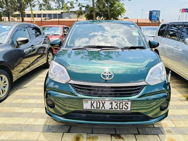 Toyota Passo 2018 Green