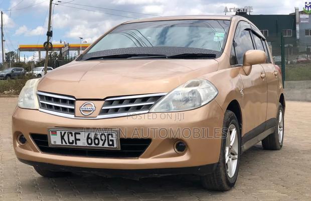 Nissan Tiida 2009 Brown