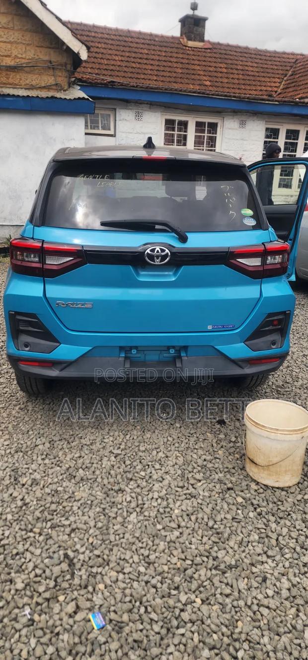 Toyota Raize 2019 Blue