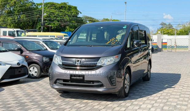 Honda Stepwgn 2019 Gray