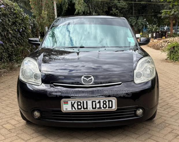 Mazda Verisa 2006 Maroon