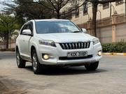 Toyota Vanguard 2010 White for sale