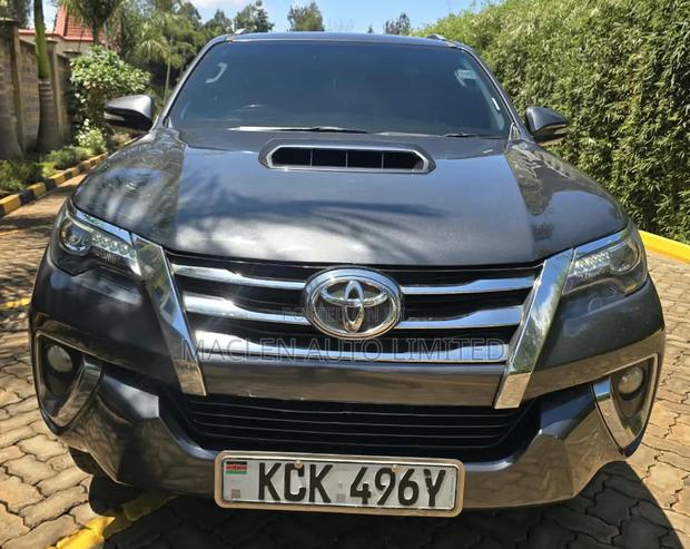 Toyota Fortuner 2016 Gray