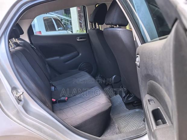 Mazda Demio 2011 Silver