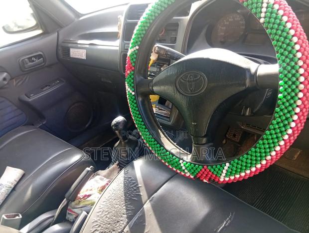 Toyota RAV4 2004 White