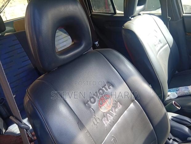 Toyota RAV4 2004 White