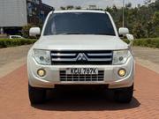 Mitsubishi Pajero 3.2 Di-Dc GLS 2012 White for sale