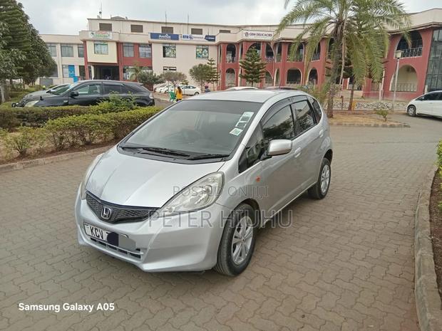 Honda Fit 2012 Silver