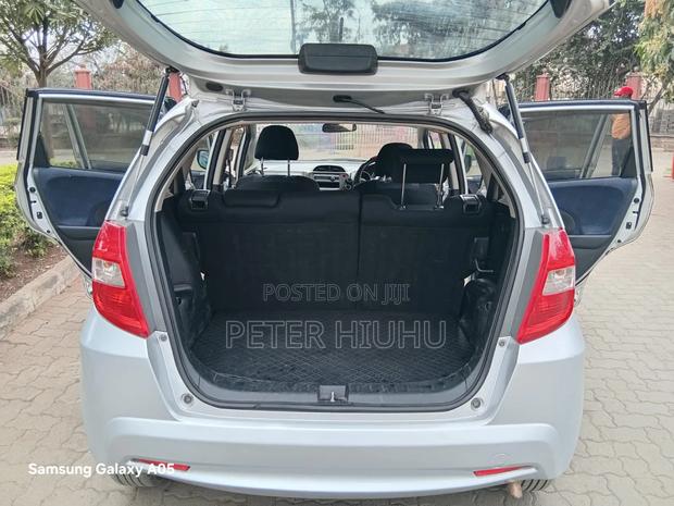 Honda Fit 2012 Silver