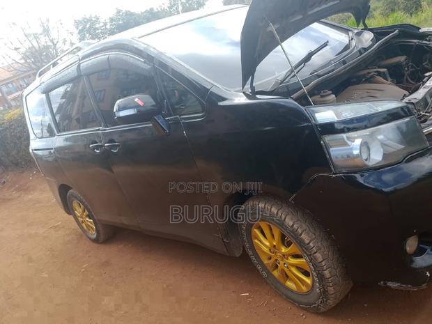 Toyota Voxy 2013 Black