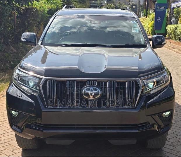 Toyota Land Cruiser 2021 Black