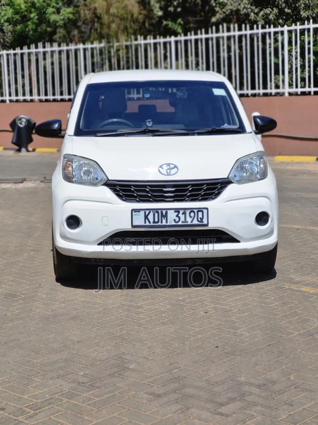 Toyota Passo 1.0 FWD 2017 White