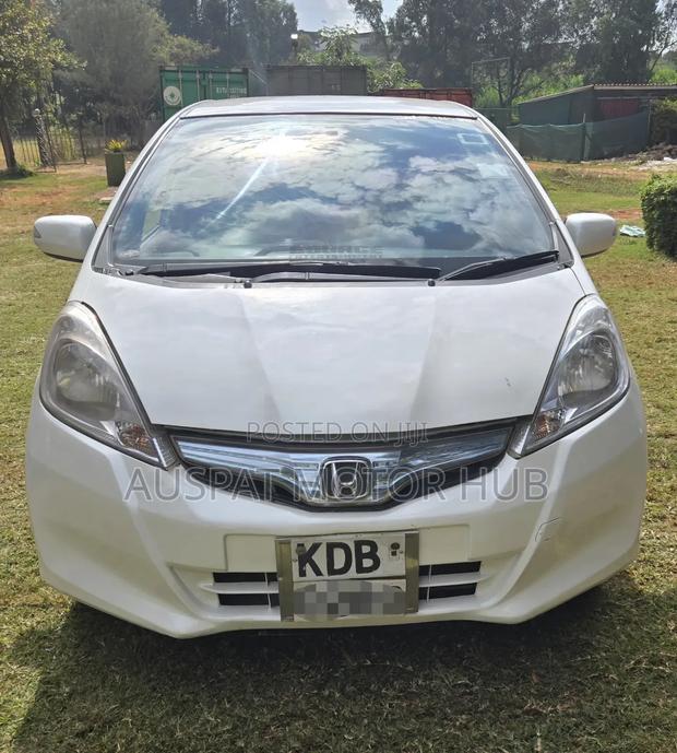 Honda Fit EV 2013 White