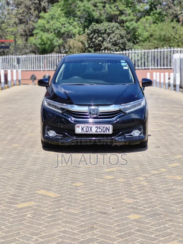 Honda Fit Shuttle 1.5 G 2WD 2017 Black