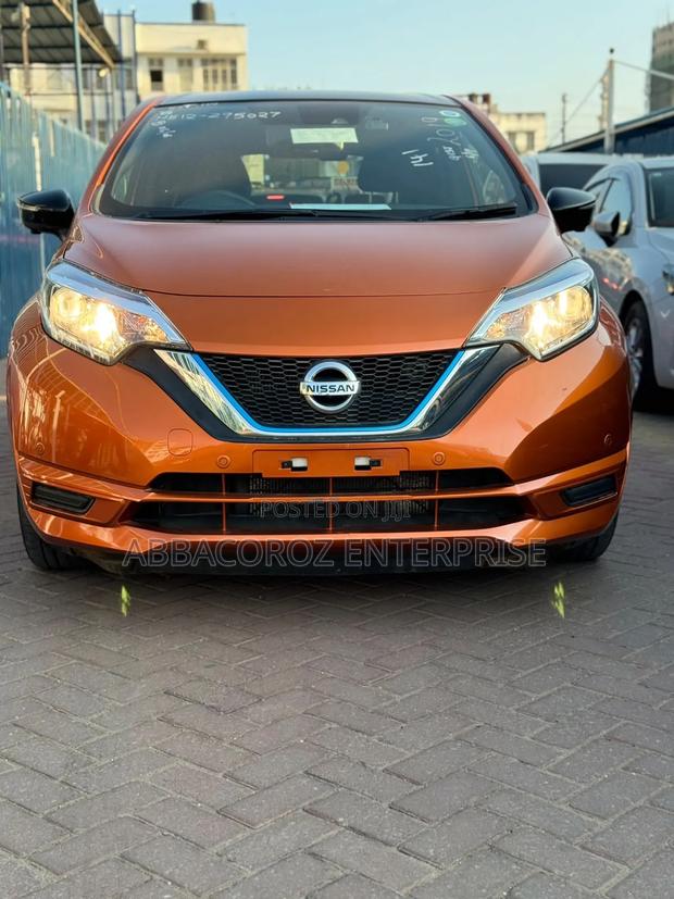 Nissan Note 2019 Orange