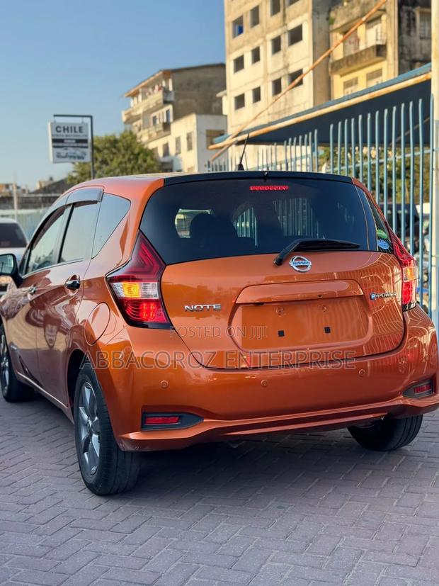 Nissan Note 2019 Orange