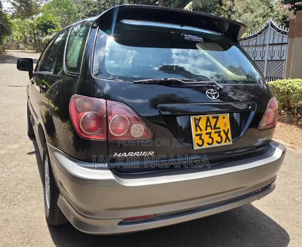 Toyota Harrier 2002 Black