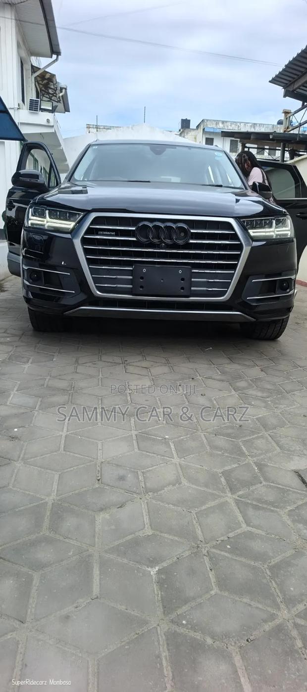 Audi Q7 2019 Black