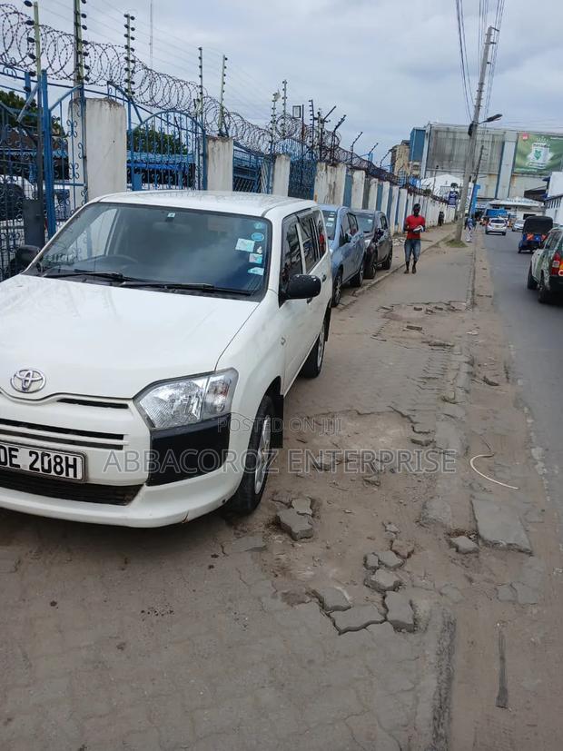 Toyota Probox 2017 White