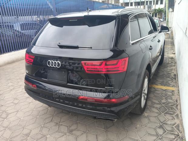 Audi Q7 2019 Black