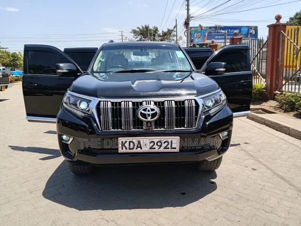 Toyota Land Cruiser Prado 2013 Black