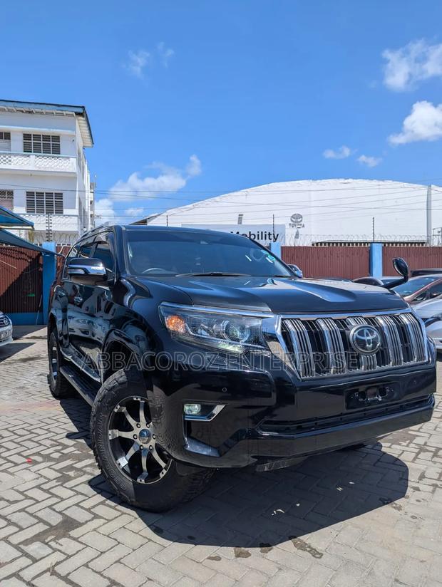 Toyota Land Cruiser Prado 2019 Black