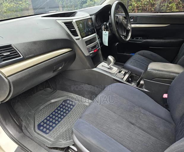 Subaru Legacy 2012