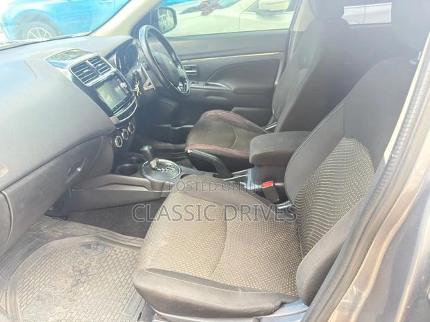 Mitsubishi RVR 2016 Gray