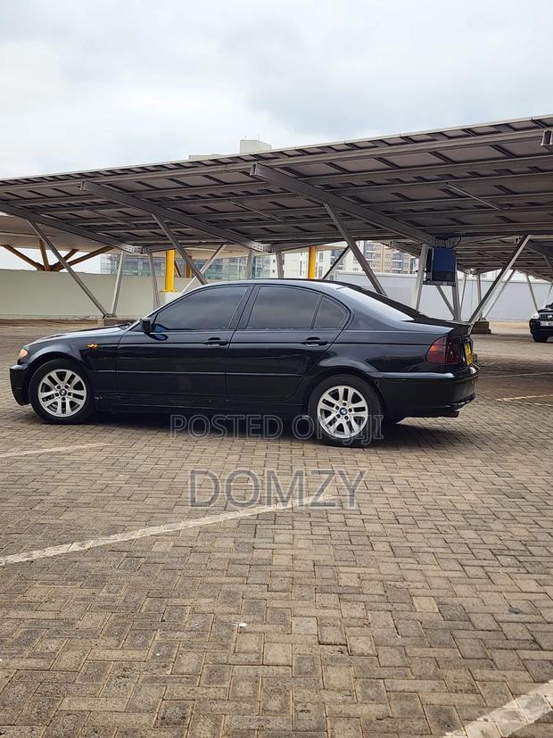 BMW 318i 2004 Black