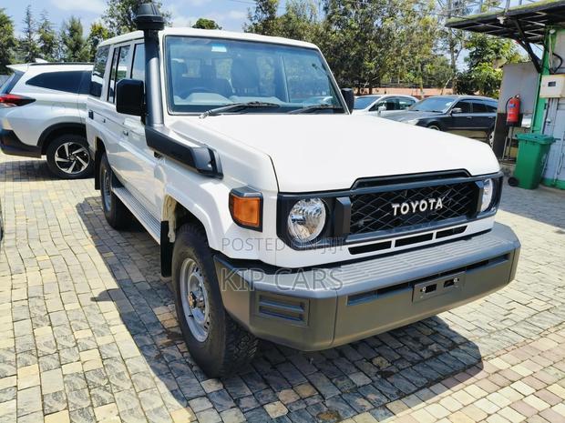 New Toyota Land Cruiser 2024 White