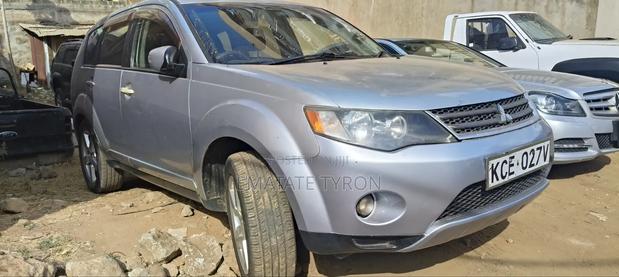 Mitsubishi Outlander 2009 Silver