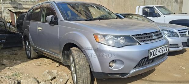 Mitsubishi Outlander 2009 Silver