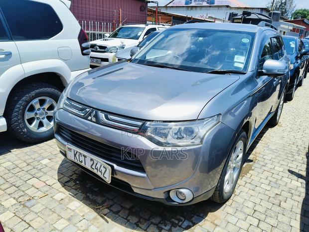 Mitsubishi Outlander 2012 Gray