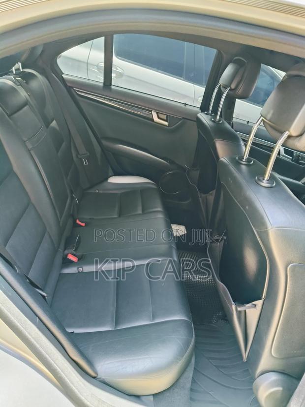 Mercedes-Benz C200 2013 Gray