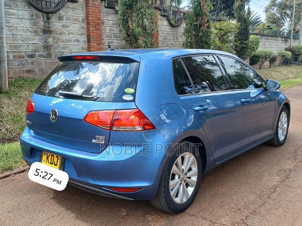 Volkswagen Golf 2015 Blue