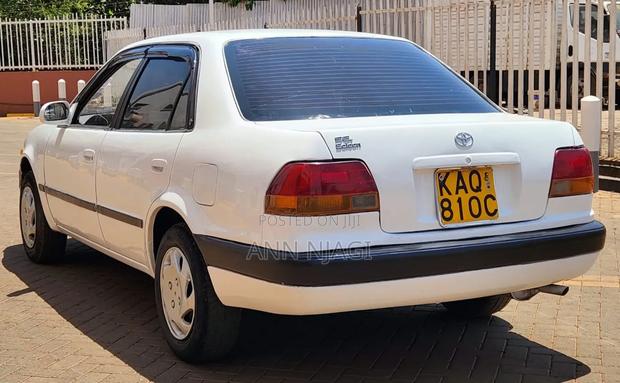 Toyota Corolla 1997 Pearl